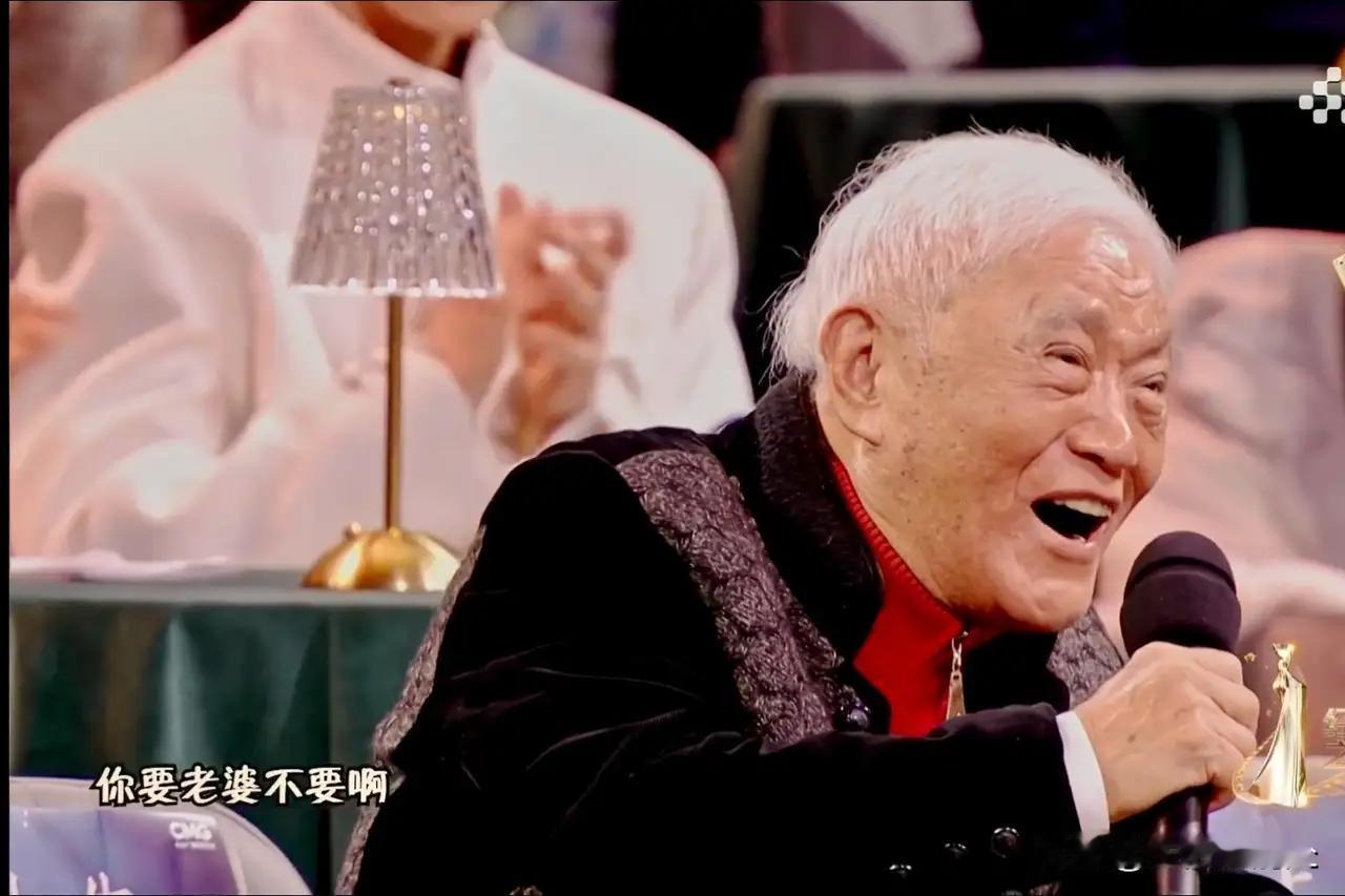 牛犇、丛删、朱时茂，再现“牧马人”经典场面，那一幕仿佛穿越时空，直击我们的心弦。