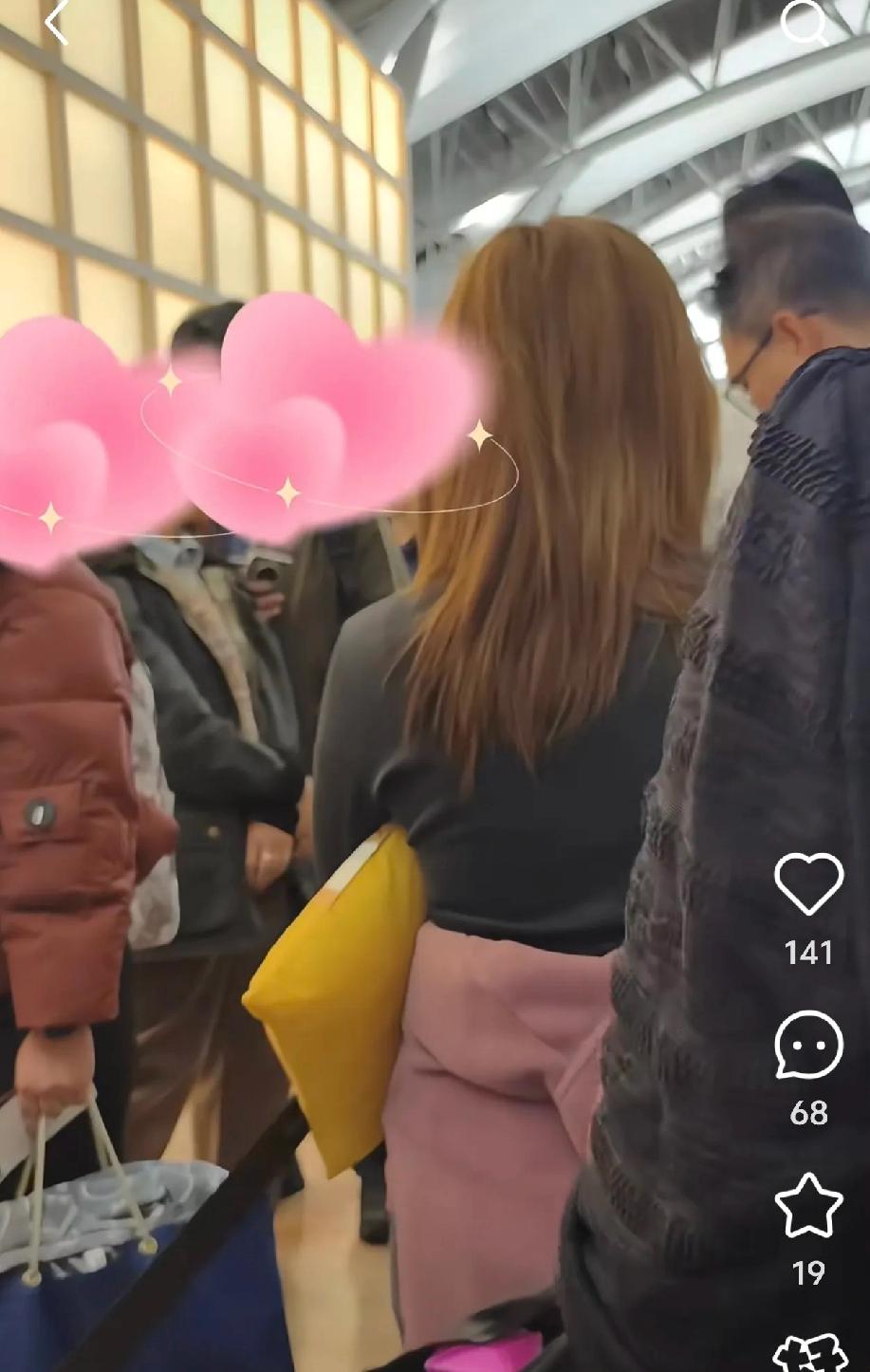 这两国之间的火药味越来越浓了，在海上也是军事演习，应对突发事件，局势如此的紧张，