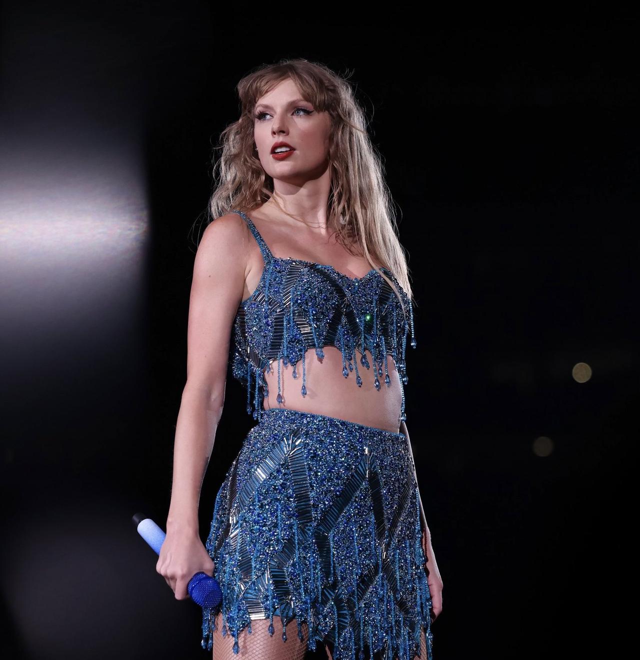 GXMM~
it's a 残夏~