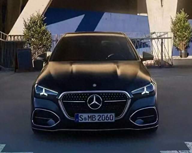 奔驰放大招！小号S级跌至20万，配2.0T