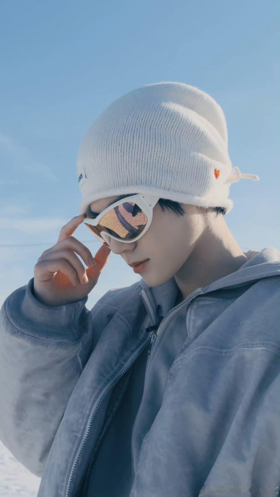 张真源心跳跟这冰块混搭成雷鸣张真源心跳冰块混搭成了雷鸣张真源心跳跟这冰块混搭成雷