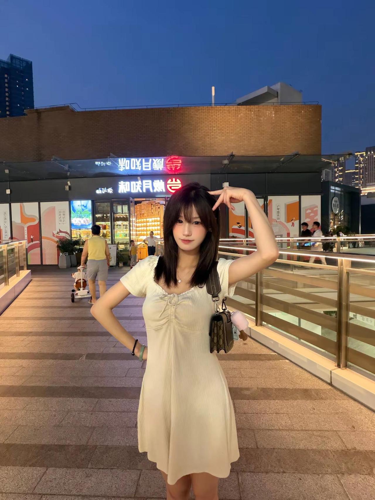 和平当萌兔 现实当萌物甜妹 小白裙