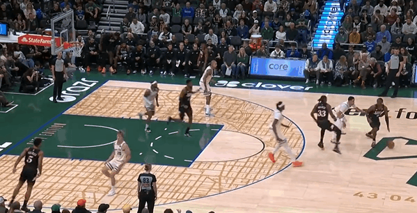 76人观察：马克西54分生涯之夜，鏖战加时率队取胜作为现如今费城毫无疑问的大当家