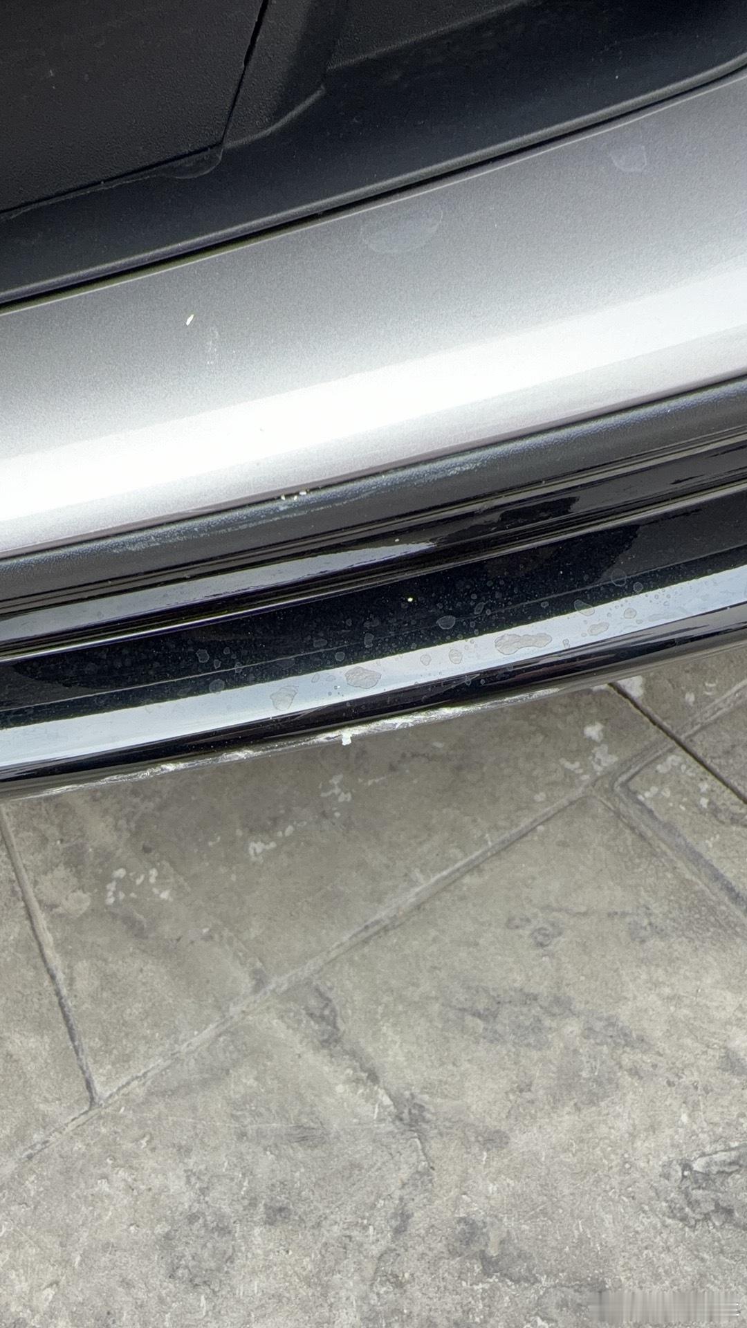 刚补的膜，还没热乎又干破了小米yu7