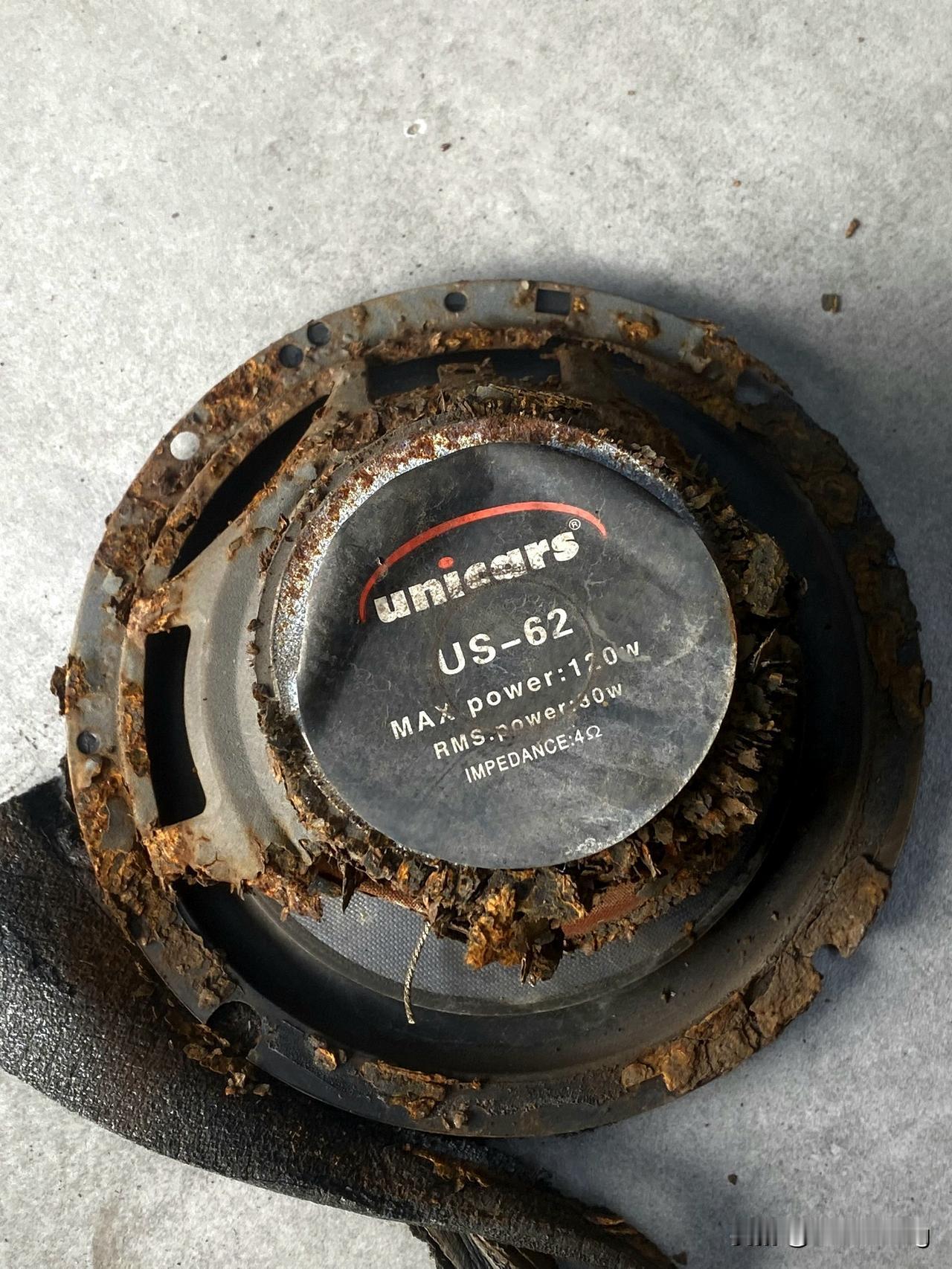 给大家说一个不应该发生的残酷的现实，但是问题就是这个残酷的现实已经发生了。中国汽
