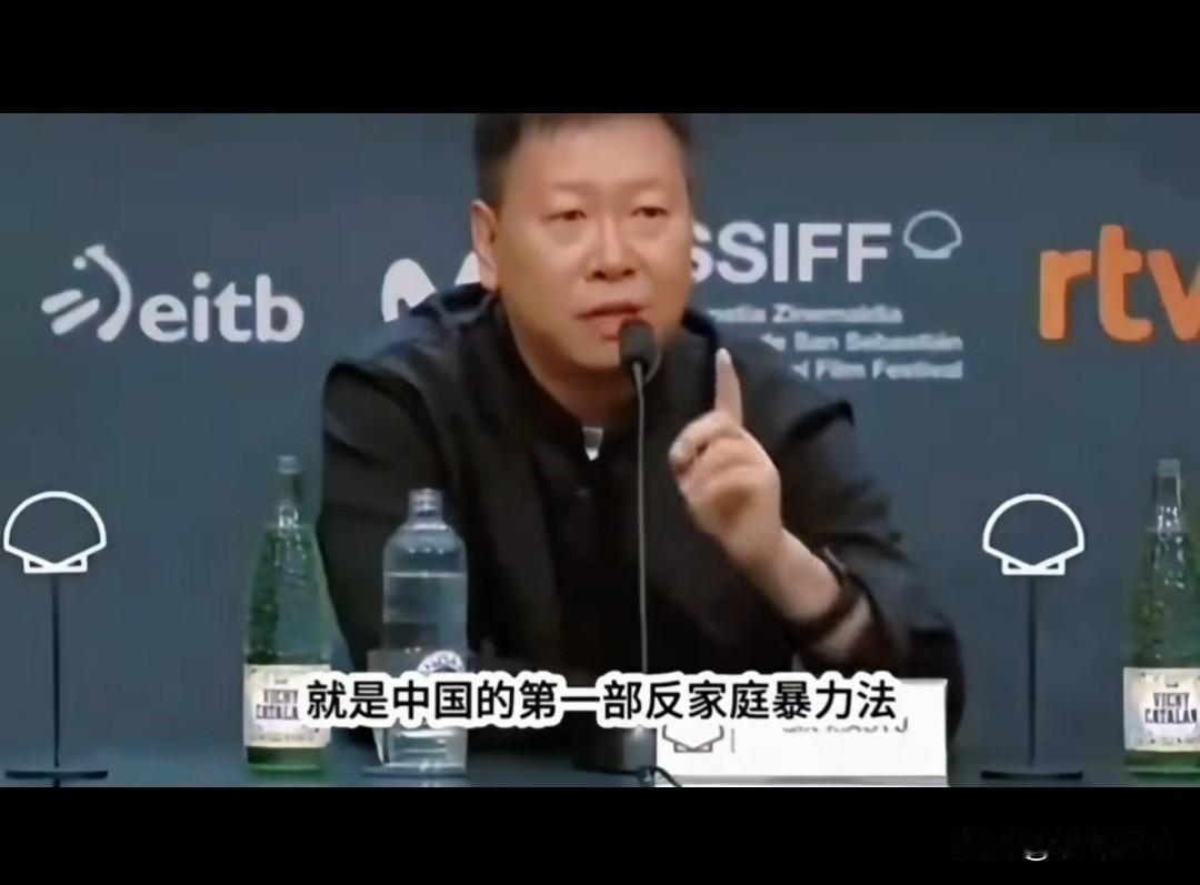 《监狱来的妈妈》是怎么过审上映的？大V志新一语道破：不过是卡了一个bug！
【北