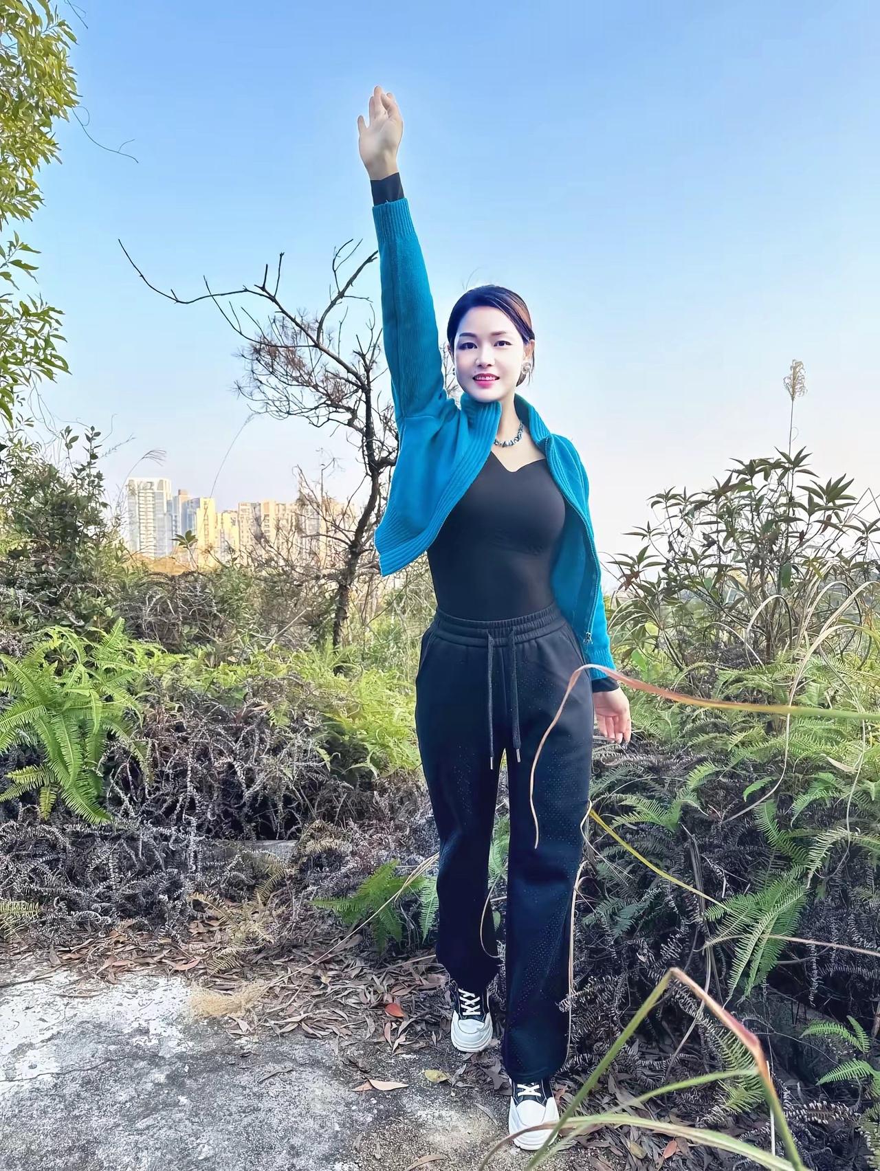 今生啊多相见，把遗憾都换成陪伴。山里姑娘