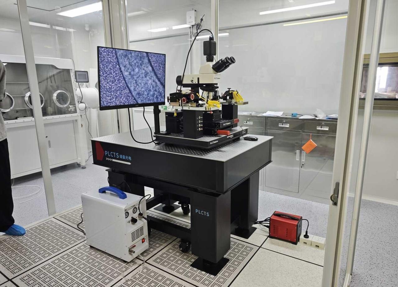 🔬实验室小空间｜定制小型光学平台分享
大光学平台放不下，现成小平台又不合用，