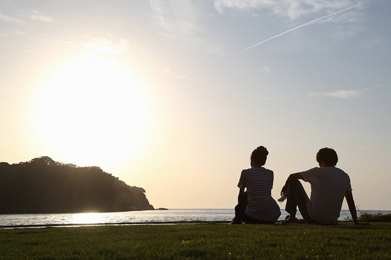 知根知底的两个人相聚一处，这本身就是一种安慰。｜林芙美子 ​​​