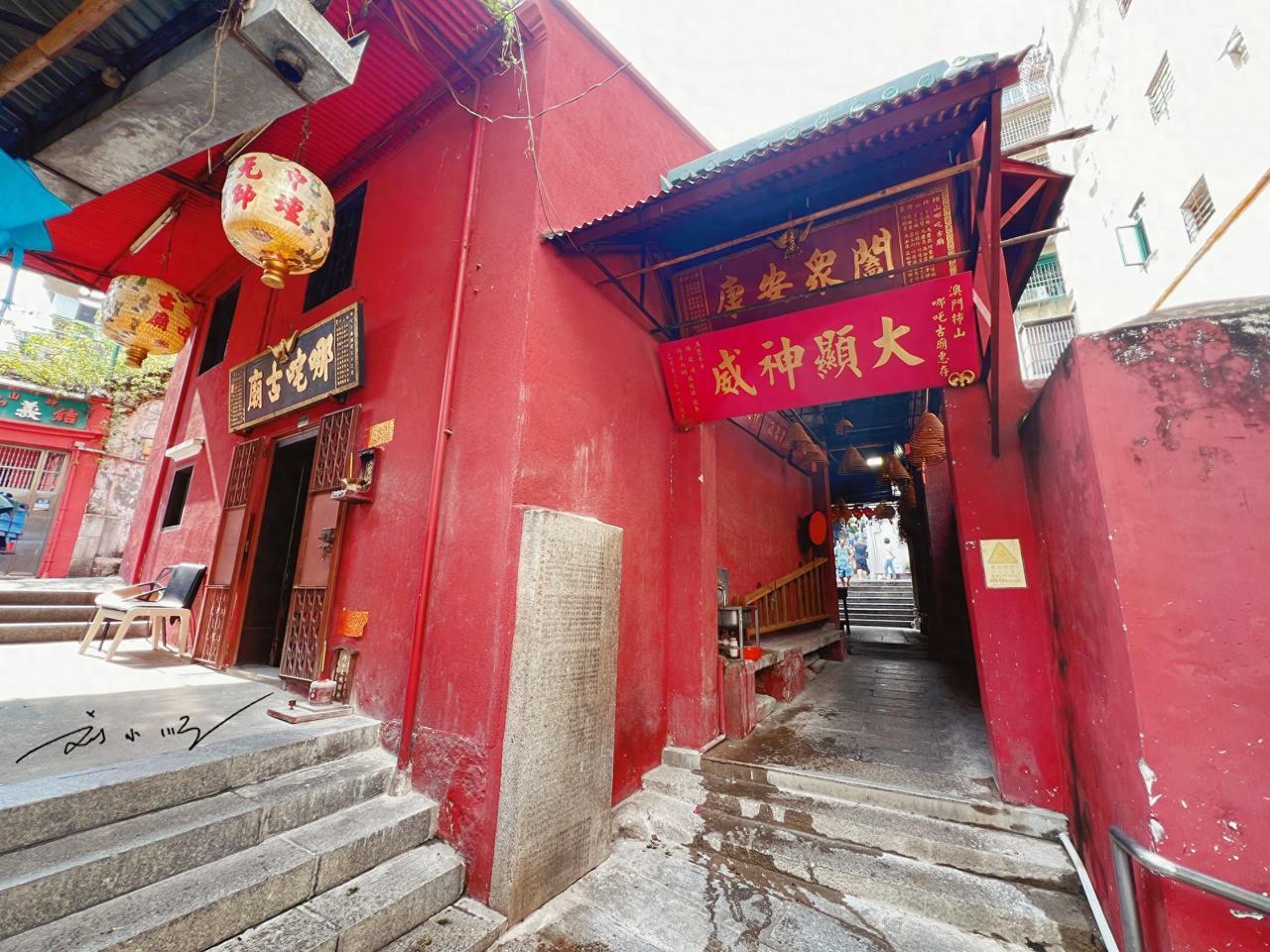 澳门作为热门旅游地，历史城区内藏着不少惊喜。前不久，我在这片中西合璧的区域漫步时