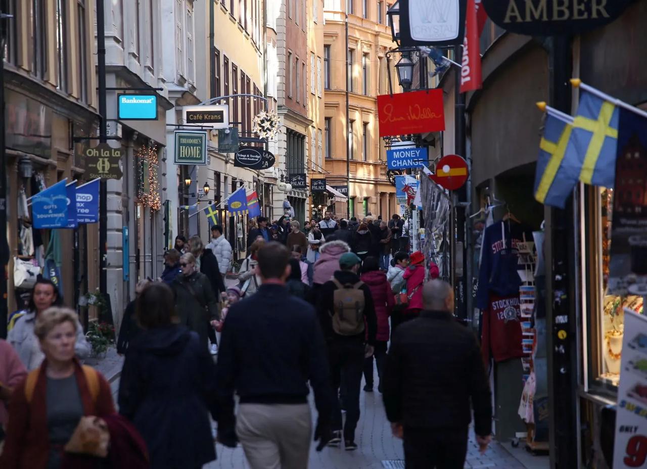 🚨🇸🇪瑞典向同意离开的移民提供€ 32,000

瑞典首相表示“我们确实有