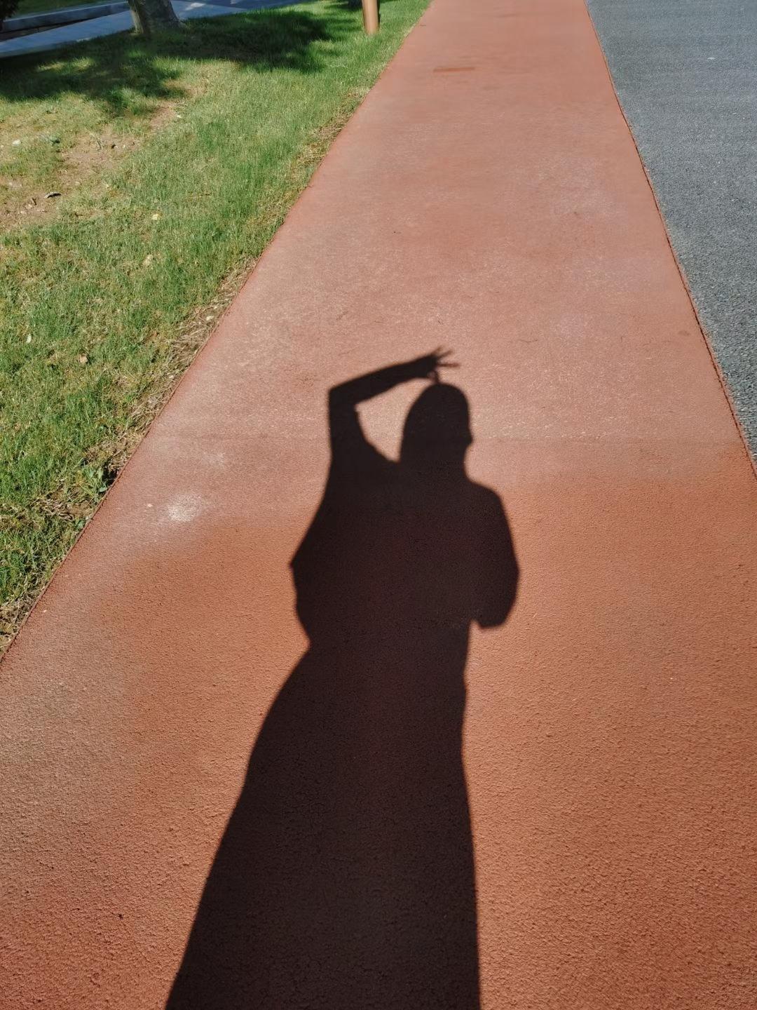 82年 43岁
单身离异12年
清明放假 孩子去了同学家
我一个人在家 洗了衣服