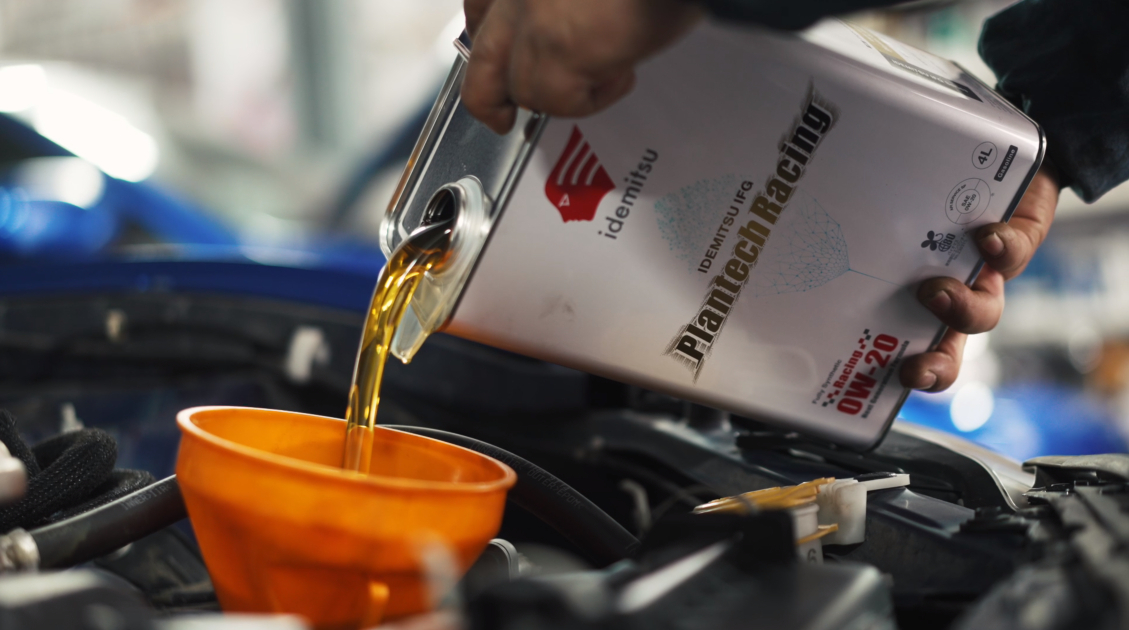 出光机油前阵子做了一次挺硬核的实测，不是发布会那套，就是直接把车开出去跑——城市