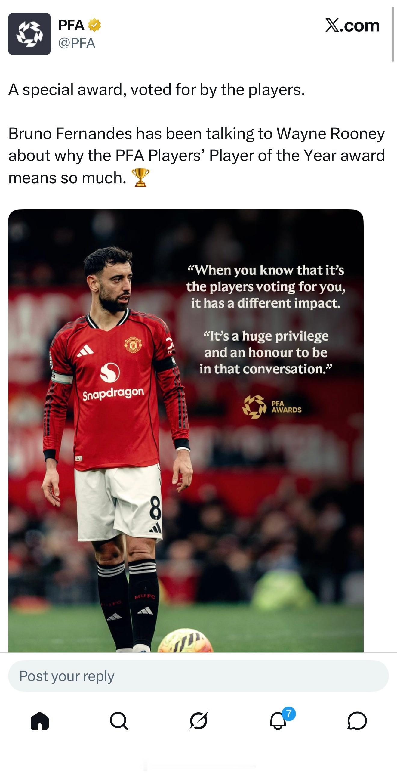 鲁尼访谈节目首秀，第一期嘉宾是费尔南德斯鲁尼直接表示：费尔南德斯应该当选PFA年