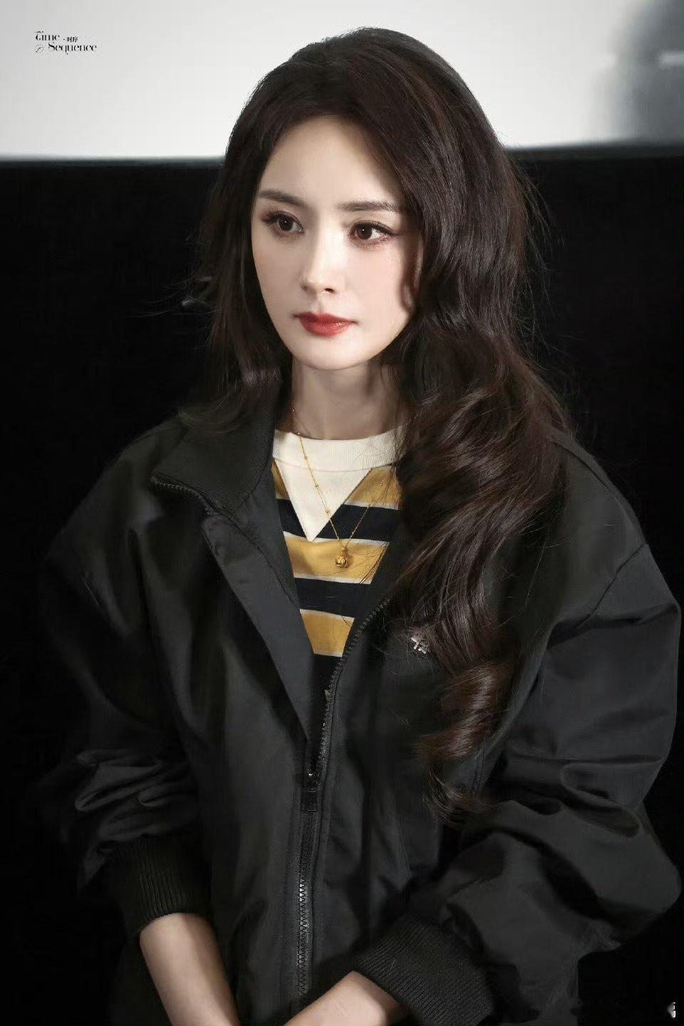 诗幂这颜值冲击波，我狠狠接住了！ 