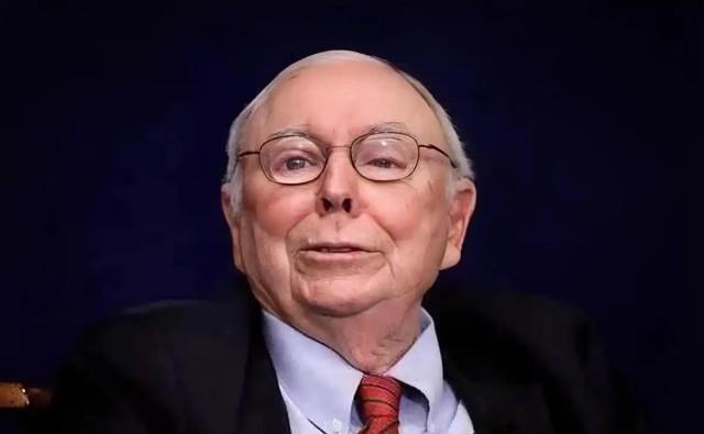 世界亿万富豪查理·芒格曾直言：“美国过去的成功，很大程度上有中国人的贡献，中国这