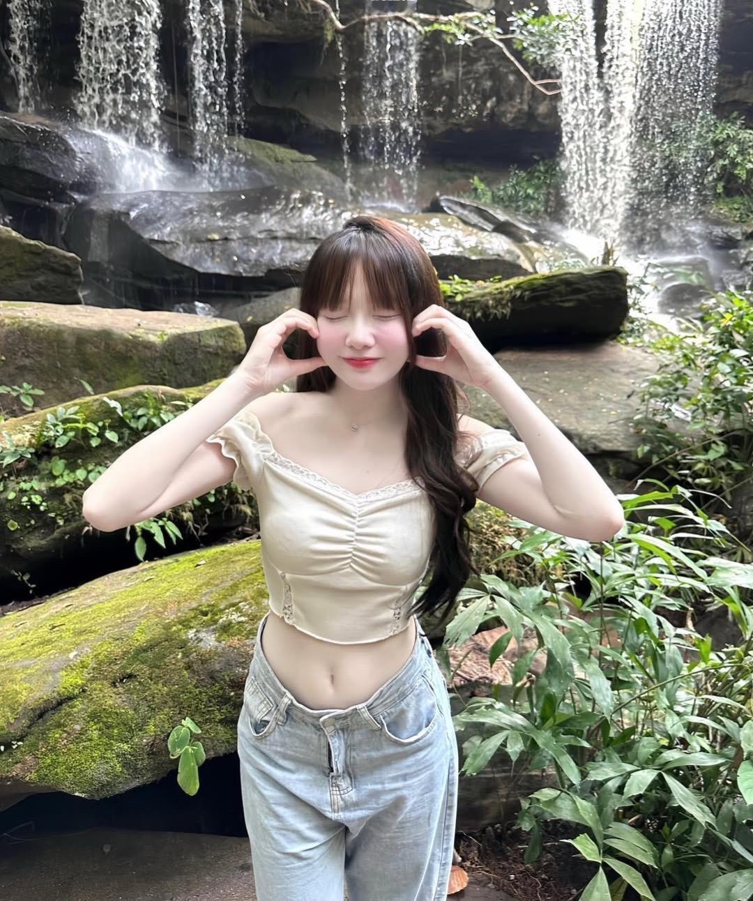 元气少女穿搭 拍照姿势 夏天该有的样子 时尚穿搭时尚穿搭时尚