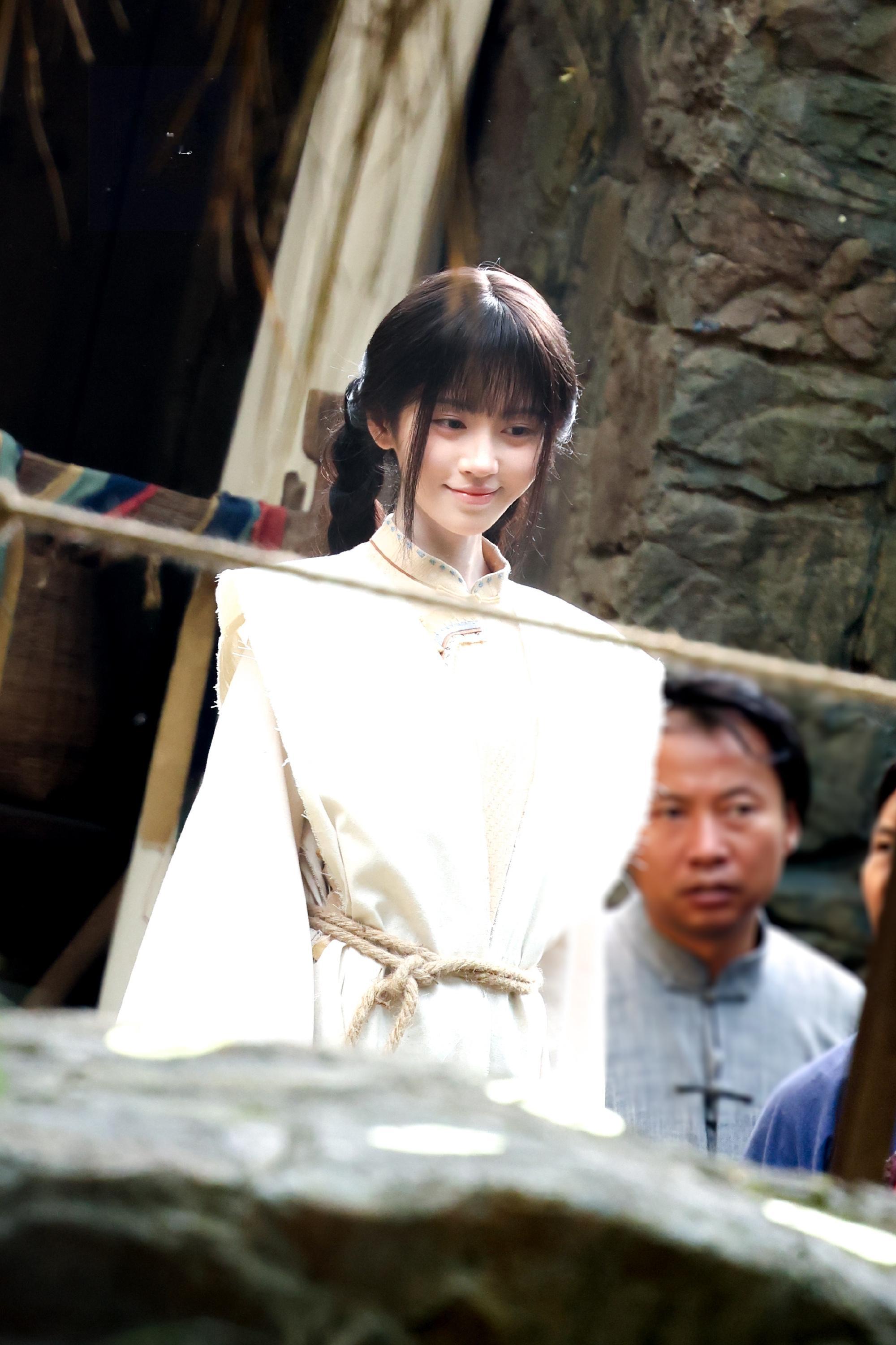 jjy鞠婧祎姜黎非jjy鞠婧祎千香你嗦稀饭我素尊嘟假嘟0.o