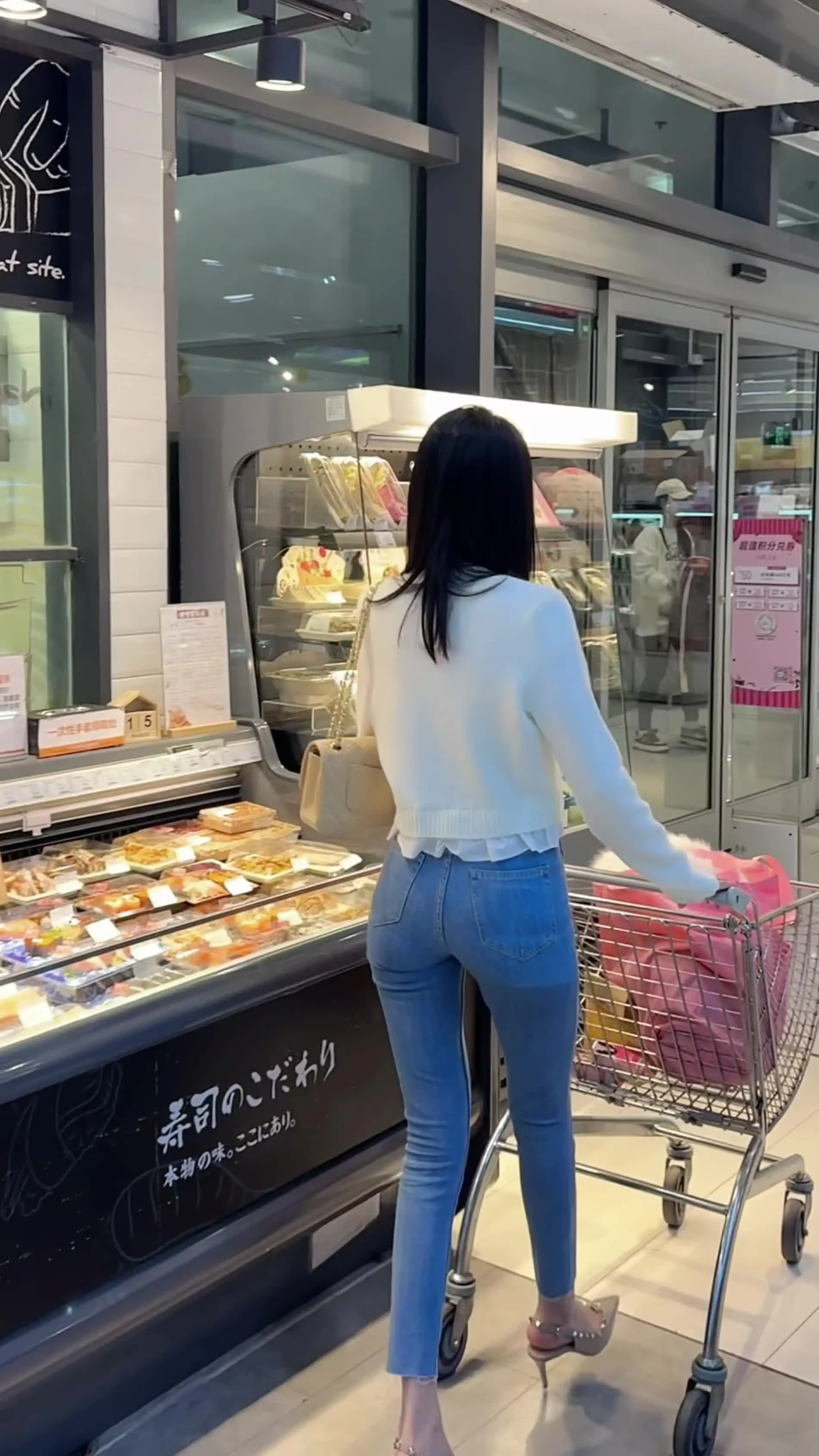 翻到了三月的库存 牛仔裤界的耶路撒冷来咯