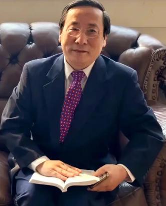 高志凯这次话说得很重，一点余地都没留。他直接把话挑明了：非洲一些国家长期把中国的