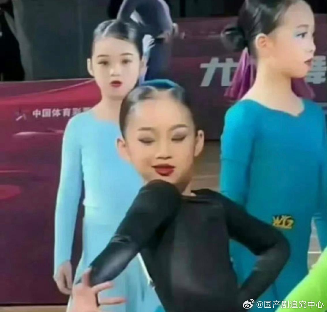 网上看到有人发的这两张照片：孩子学武术和拉丁舞的区别。如果你有女儿，你会让她学什