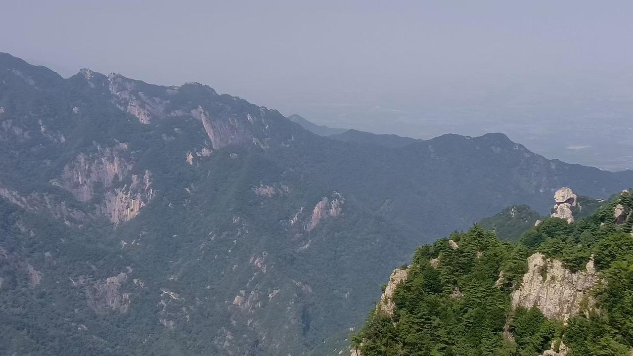 西安嘉午台、人头石同框。