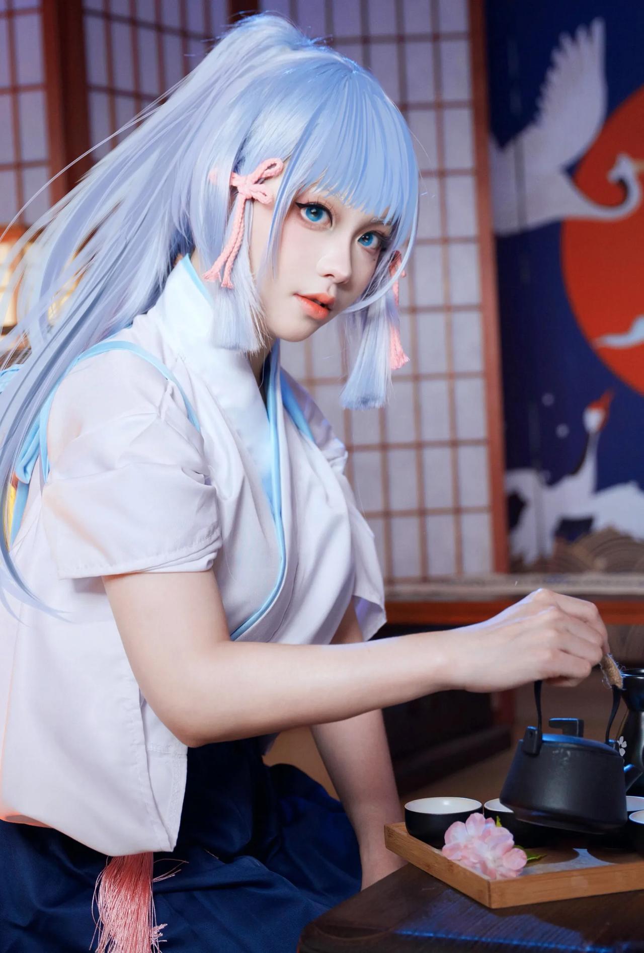 神里绫华:有空一起喝茶，加冰的!  