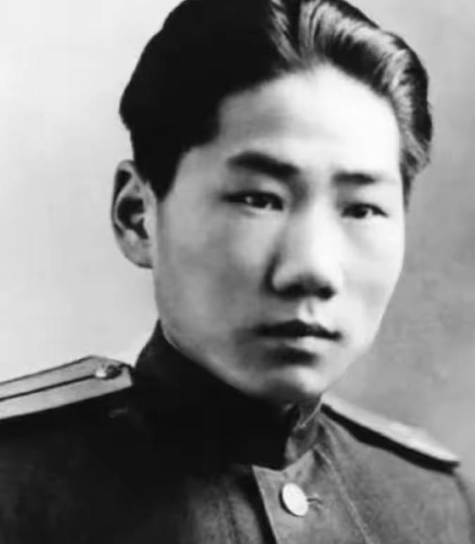 1990年，毛岸英牺牲已满40年，他的妻子刘思齐突然向中央提出了两个疑问：第一，