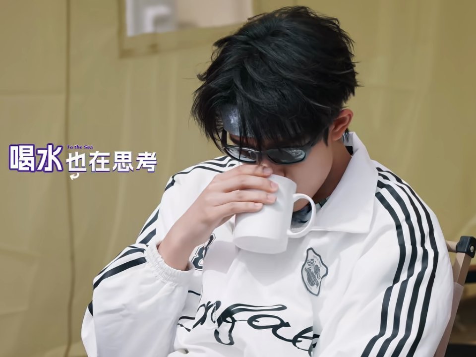他一个婴儿！ ​​​