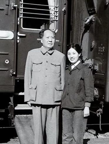 1973年，广西舞蹈演员岑荣端给主席毛泽东写了一封家书，信中她自称是“广西女儿
