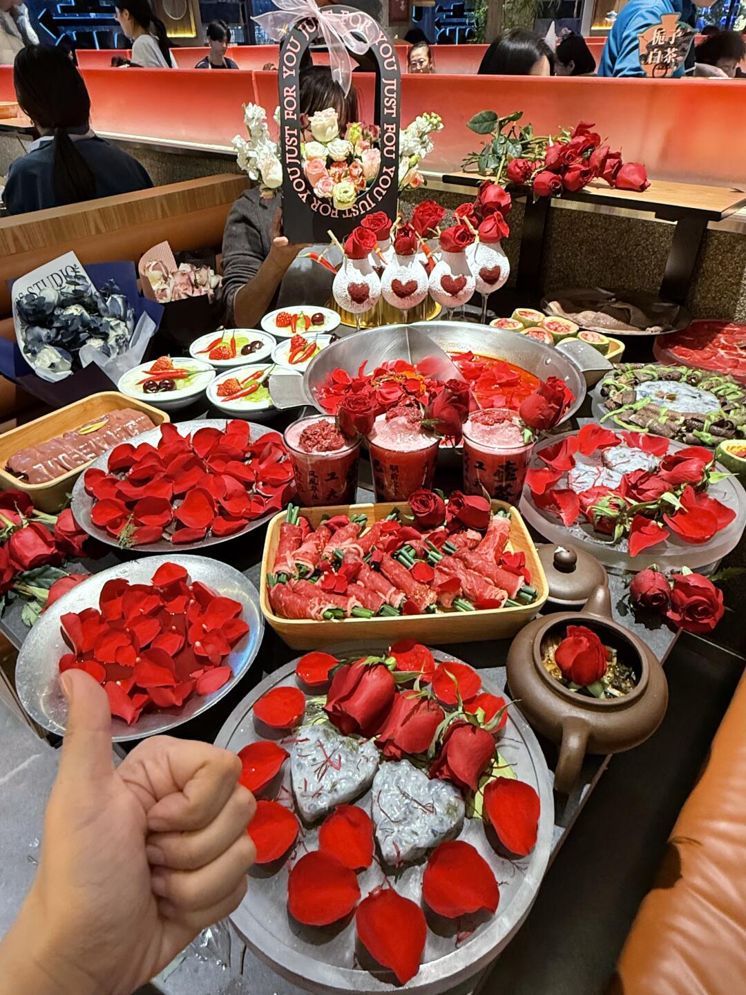 不愧是北京著名分手食堂。。。
