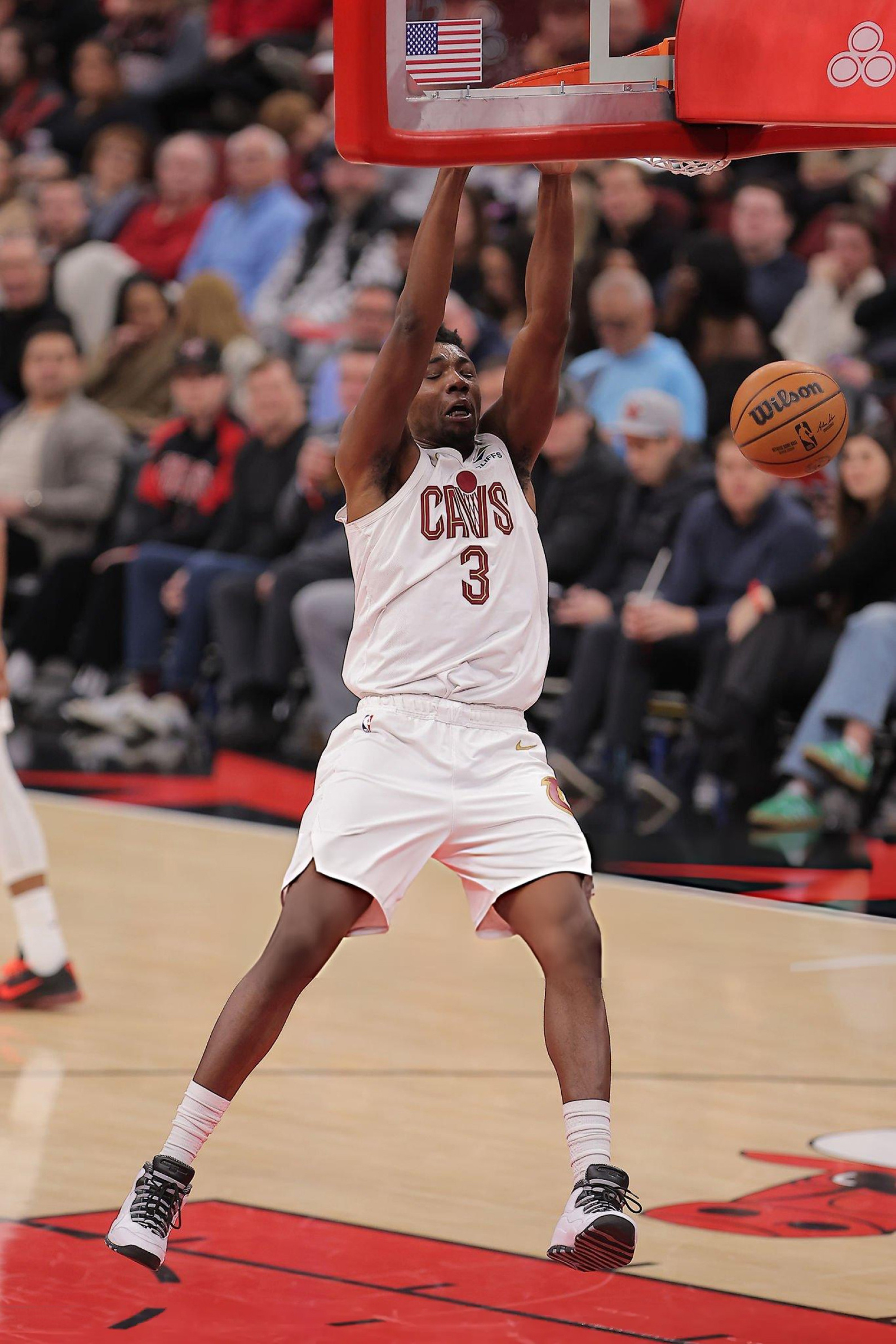 这年头还有人穿Air Jordan老复刻鞋的也算不易