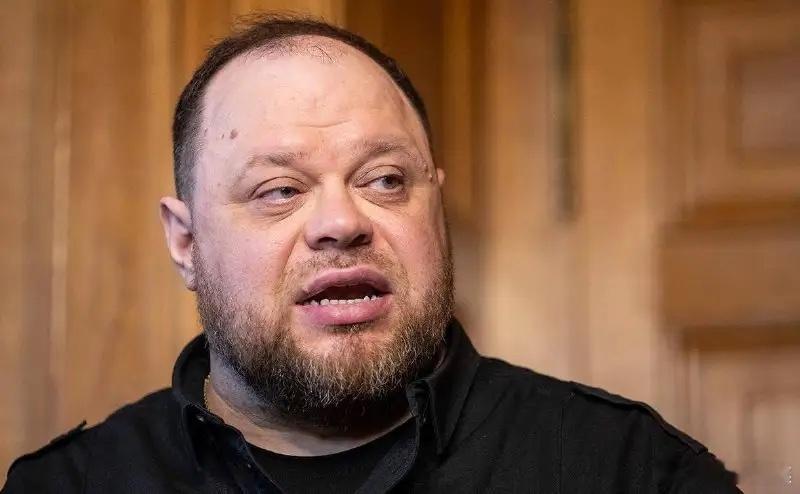 乌克兰划出谈判红线。乌克兰最高拉达主席斯特凡丘克指出了乌克兰在和平谈判中的“红线