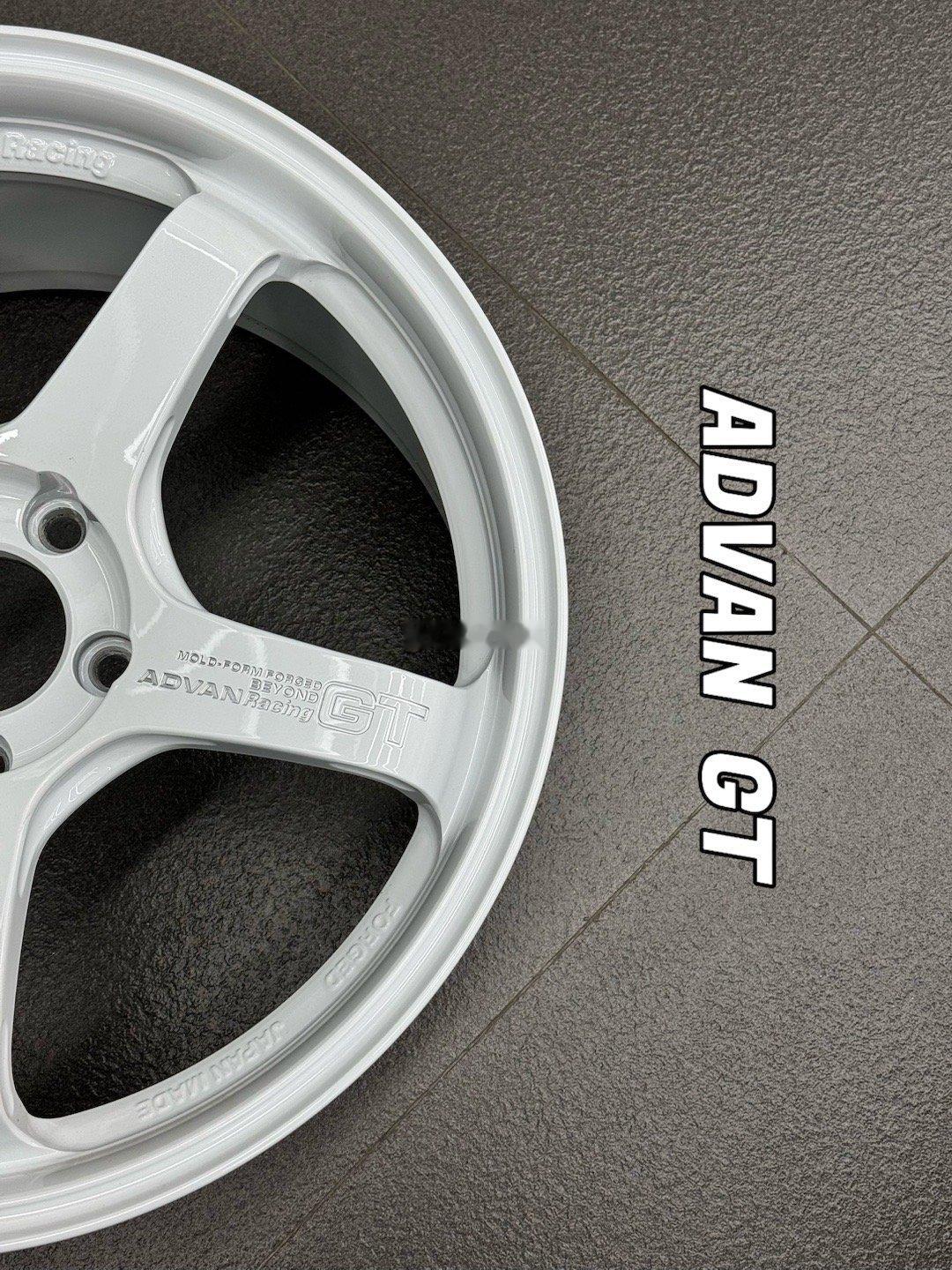 心情件  正品日本ADVAN GT RWW锻造18寸 8.5J ET37 9.5
