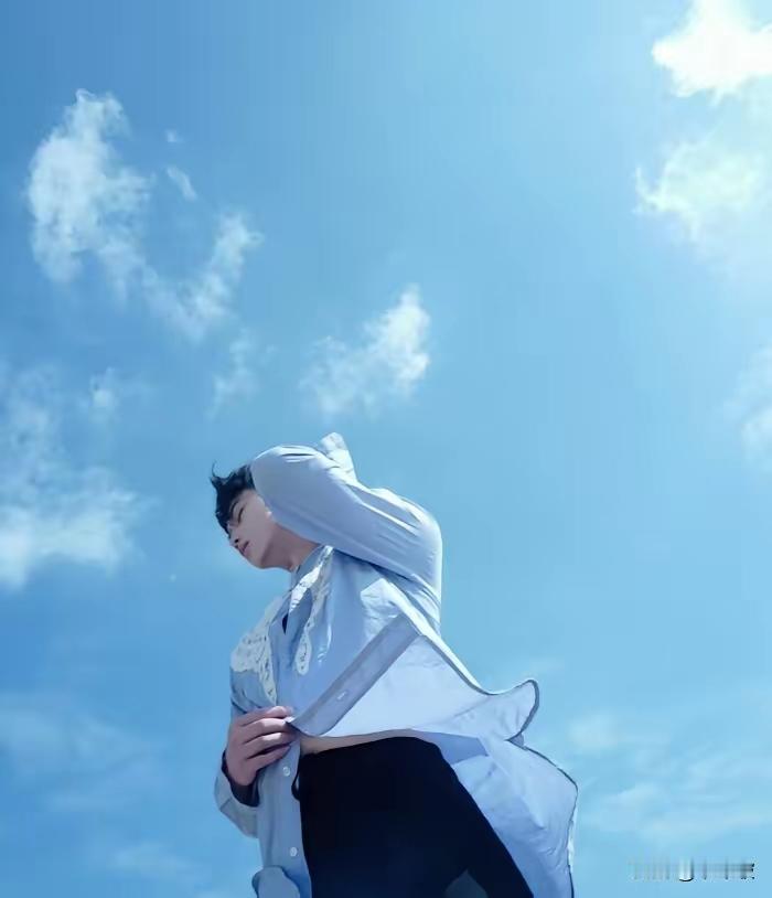 河北女作者李三清一篇文章狂揽22亿展现量，吸金近5万！普通人730天工资竟不敌她