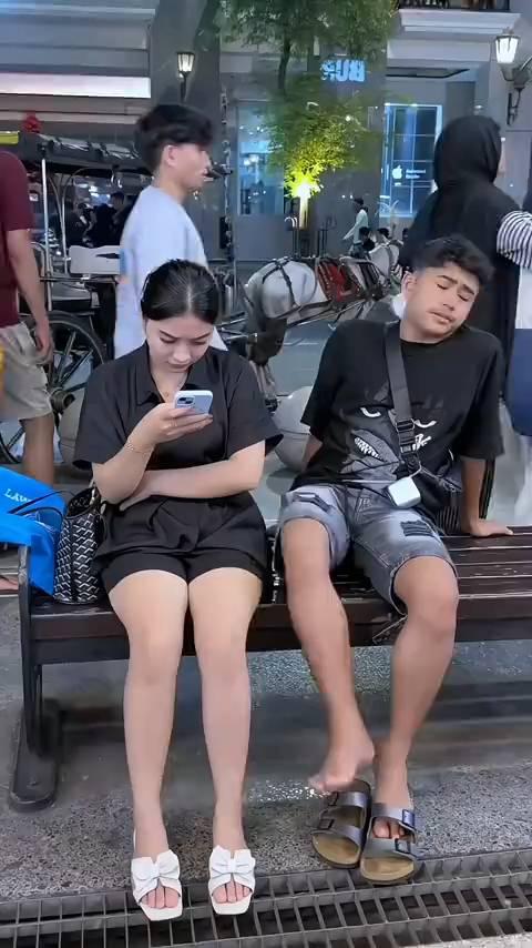 哈哈哈哈哈。