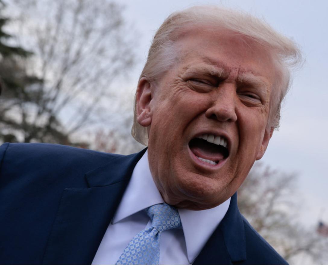 特朗普命令以色列“住手”
内塔尼亚胡懵了？
这才是2026年最讽刺的地缘名场面