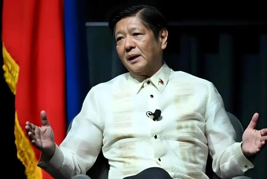 菲律宾世界日报爆出消息——马科斯在APEC峰会这场外交大秀上，居然没约上中美任何