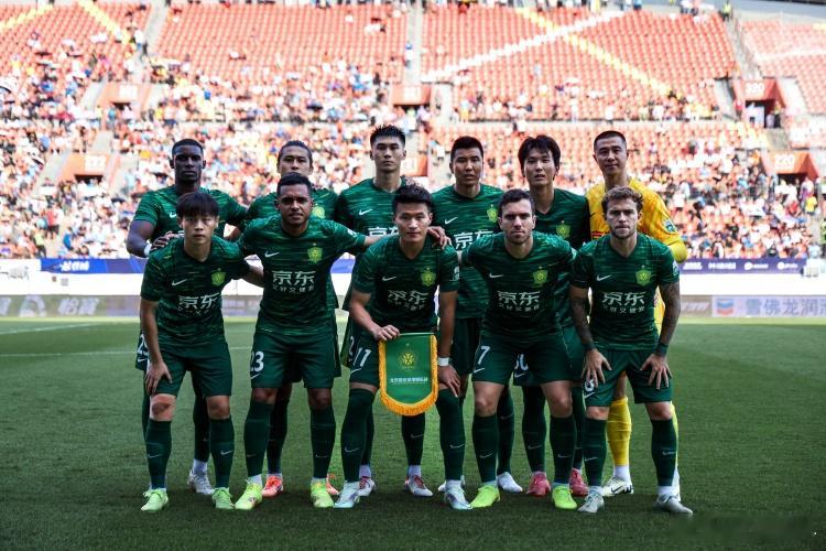 11月27日讯 日前，媒体人杨天婴谈到了北京国安的引援话题。杨天婴在社媒中写道：