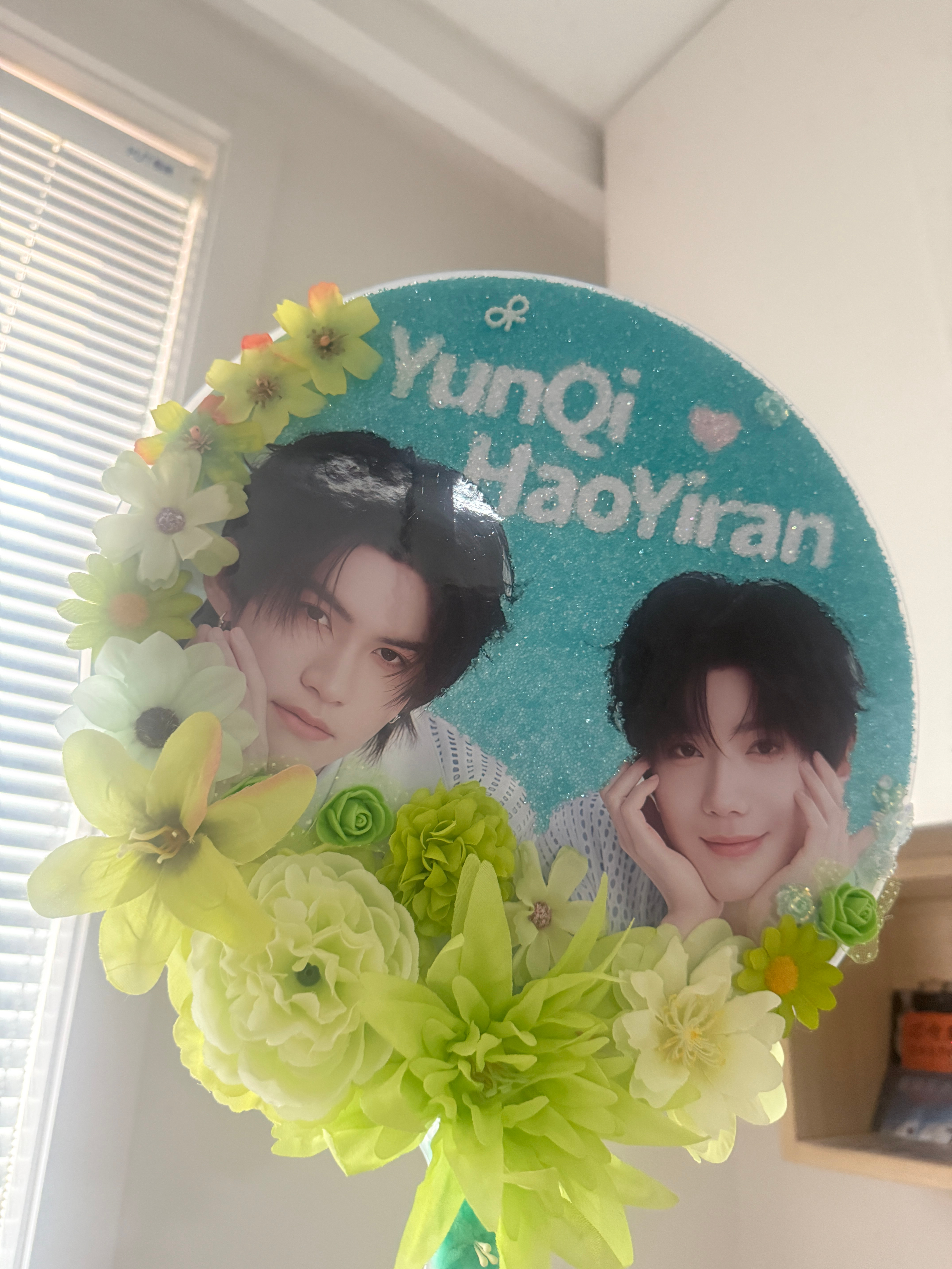 云熠星河  ❤️云旗郝熠然巴黎高定周 忙里偷闲终于做好了又自信了还是有那么点儿心
