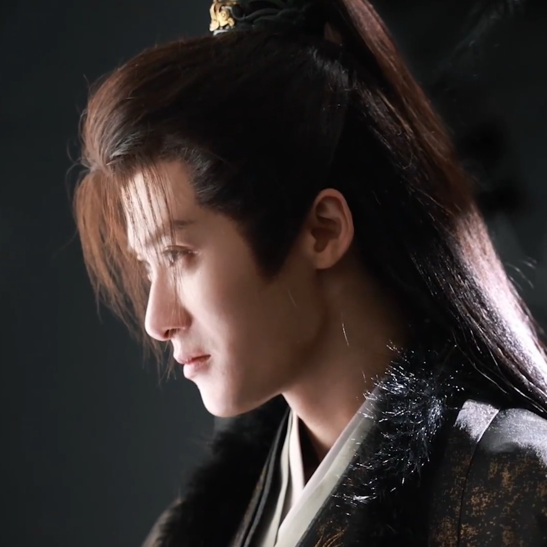 卧槽了吧这个笑，感觉谢却山能把我玩儿死檀健次谢却山 /檀健次何不同舟渡