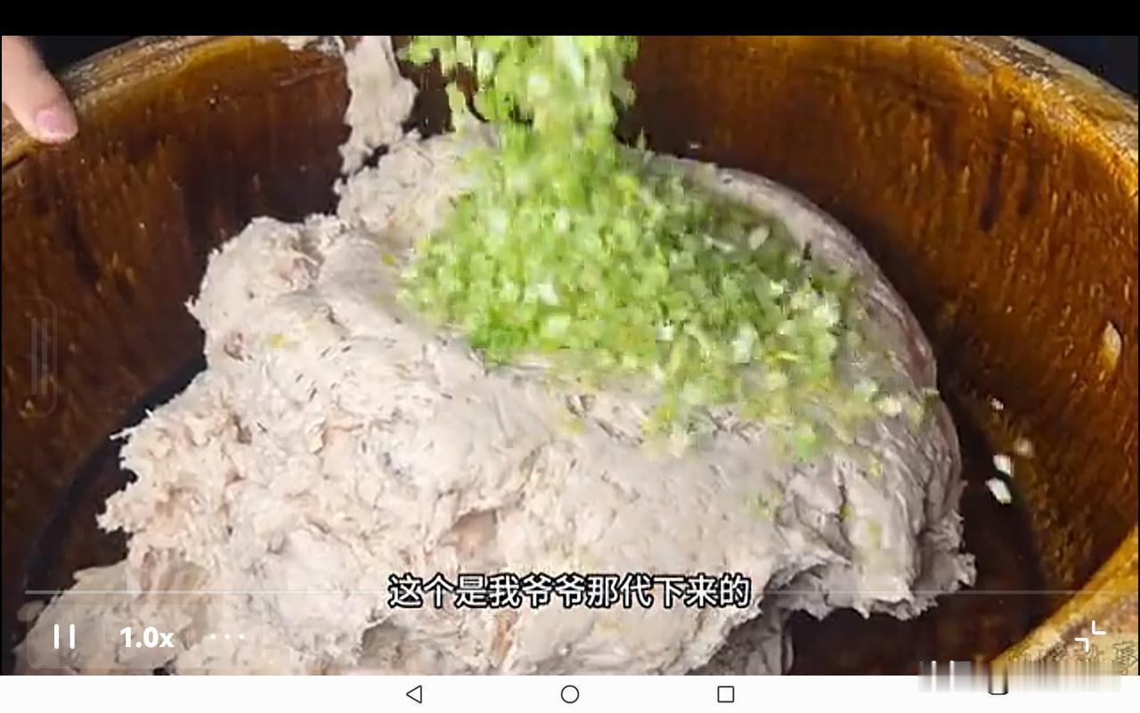 福建泉州的元宝糕你尝过吗？这是据说只有70岁以上的老人才见过的传统小吃。我素来爱