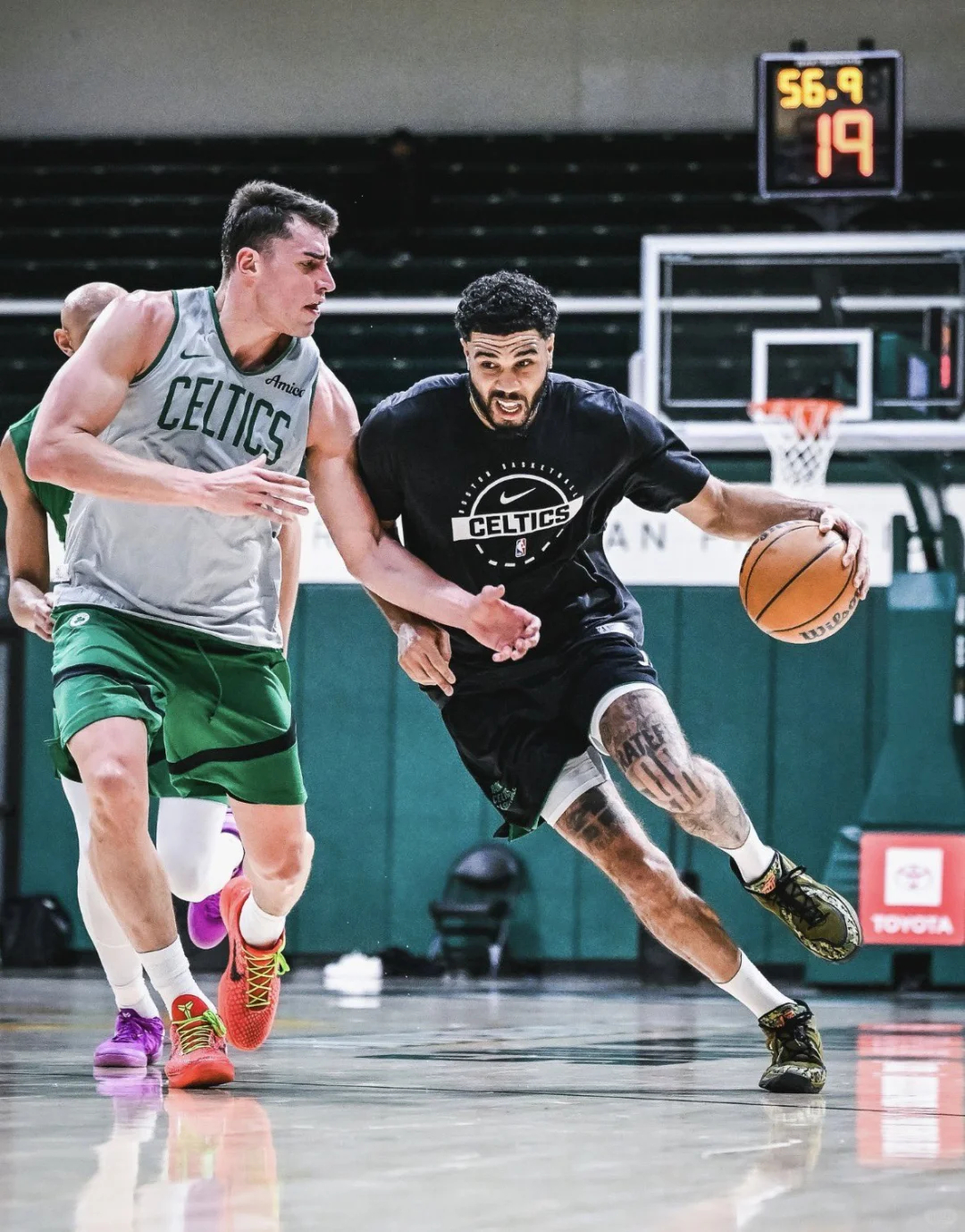 凯尔特人微速递 轰动NBA！The legendary durable king