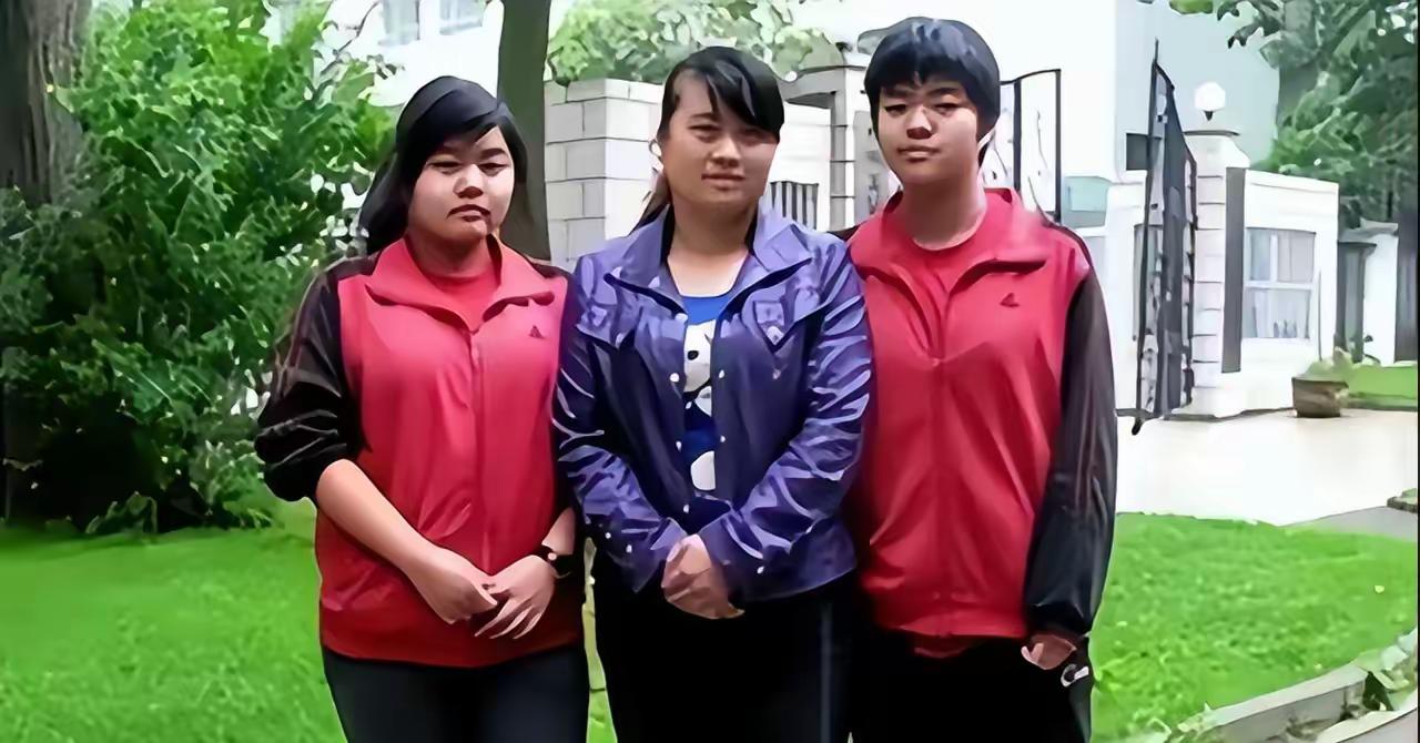 1999年，贵州19岁保姆，无奈带着被雇主遗弃的6岁双胞胎投奔娘家，父亲嫌丢人，