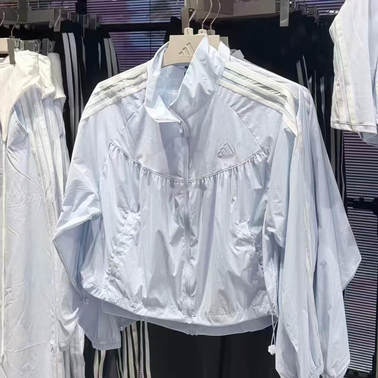 没白来，看了身衣服阳光信用 每日一善 每日一善 明天出发~~~~丹东见 
