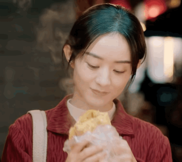 #赵丽颖金鹰奖入围三部作品#  幸福到万家里的何幸福，风吹半夏里的许半夏，与凤行