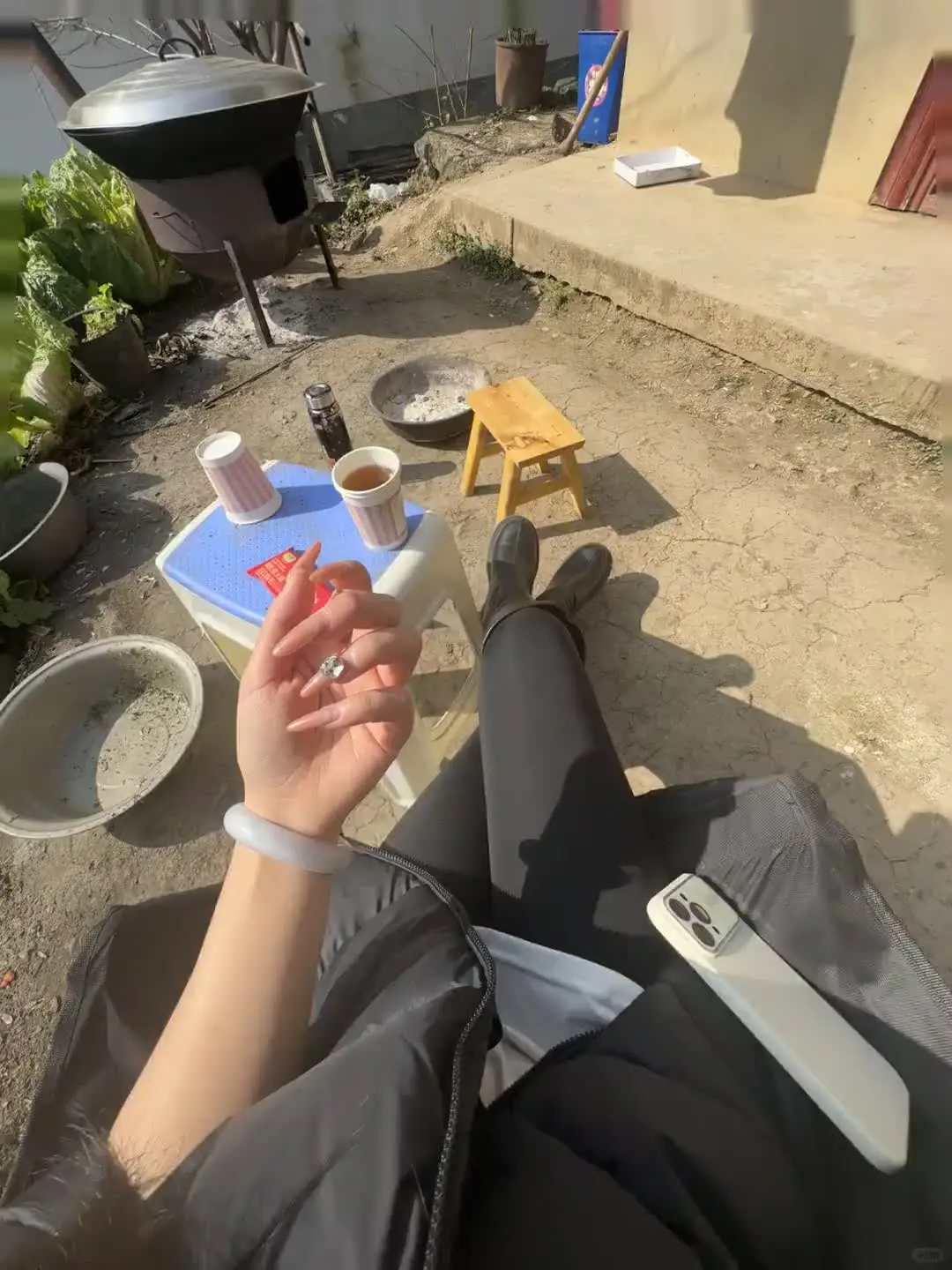 很心酸吧！今天的情人节，想见的人终究还是没见到想些愈念的那个人心心念念...