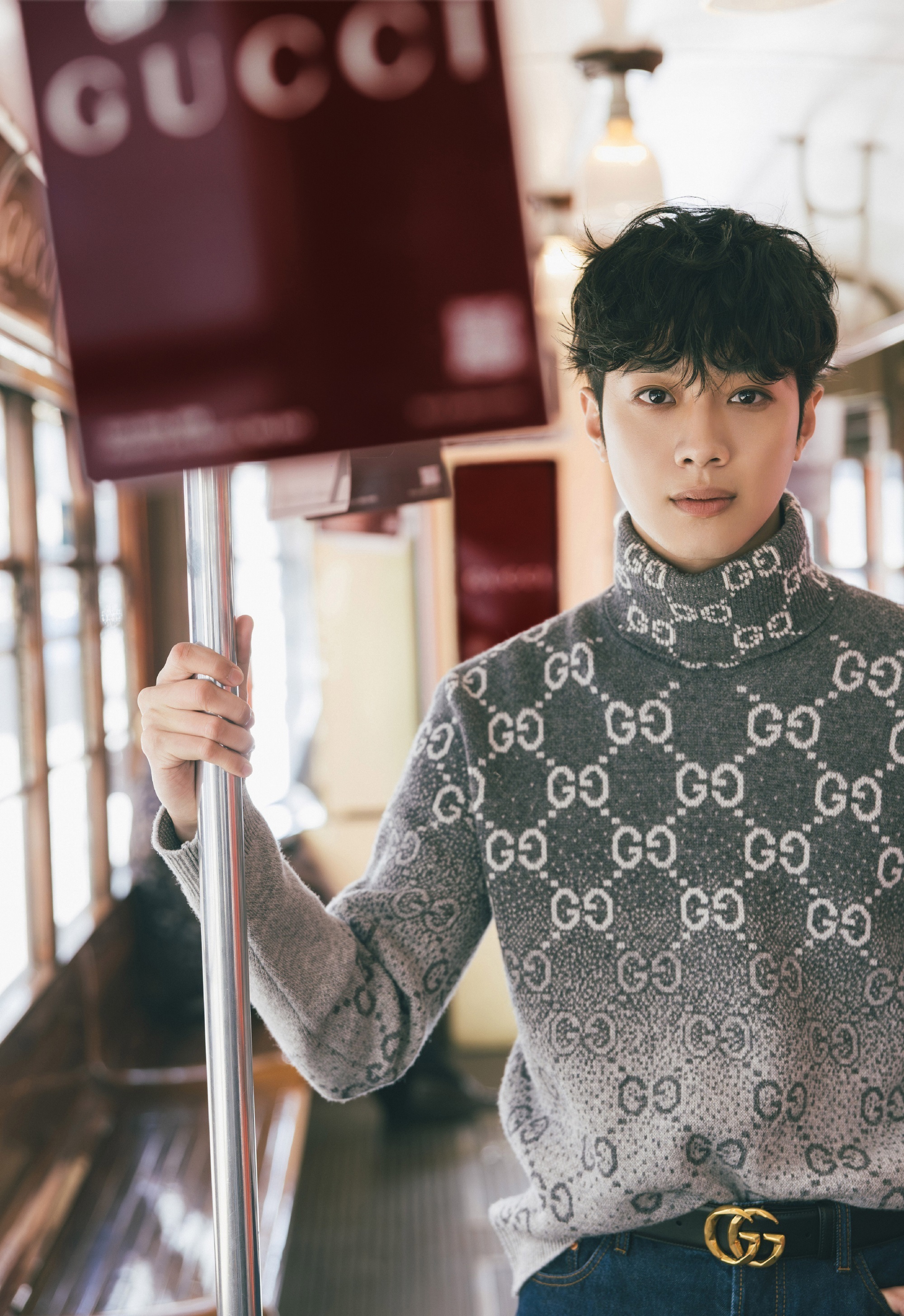 #赖冠霖 退圈# 首先爱自己，不要对别人抱有太多幻想 ​​​