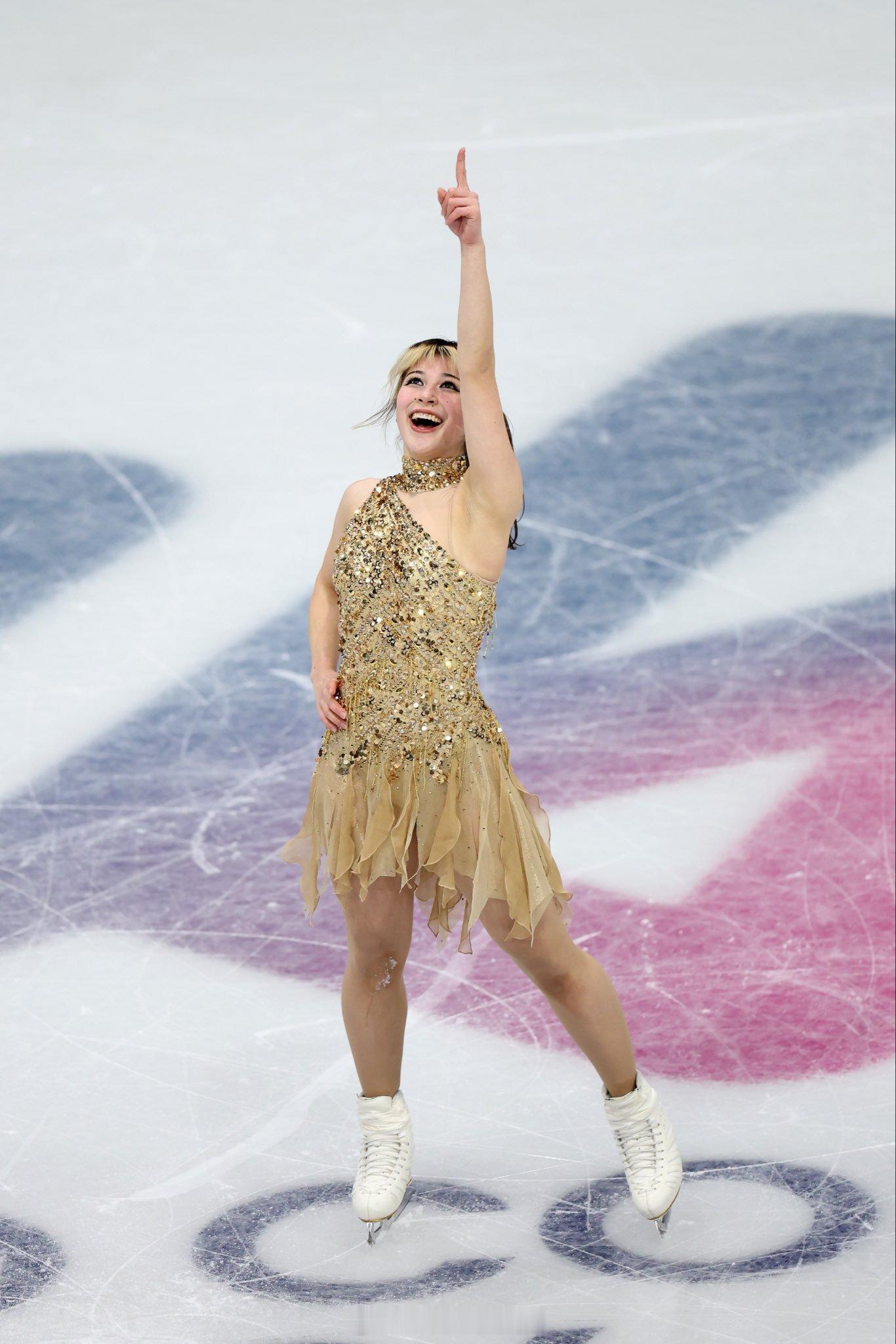 刘美贤突围日本选手的强势夹击，拿下花样滑冰女子单人滑冠军，美国时隔24年再度收获
