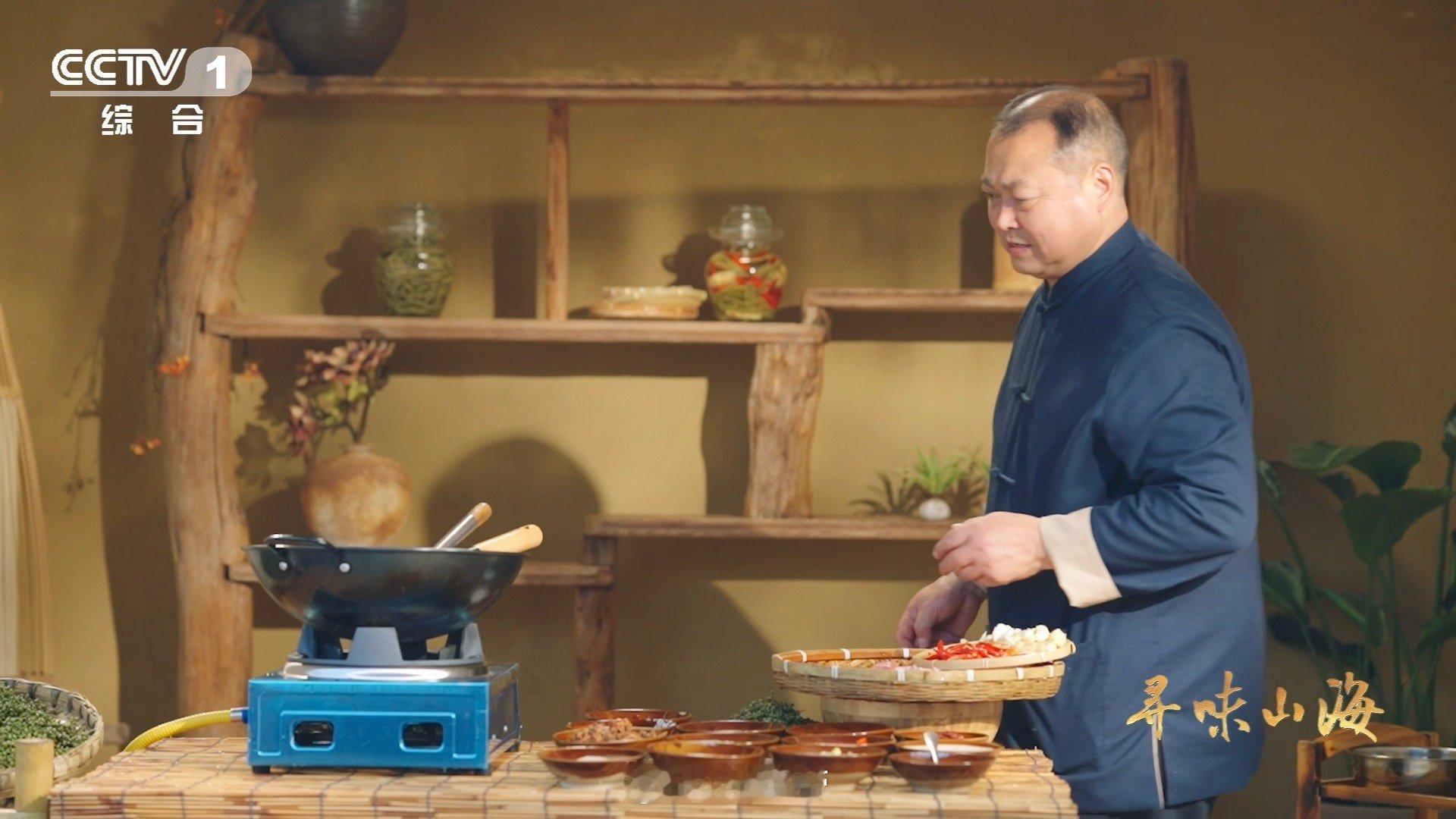 一口就香迷糊的天花板下饭菜仔姜烧鹅随机馋哭一位游客 仔姜烧鹅不愧是下饭天花板！嫩